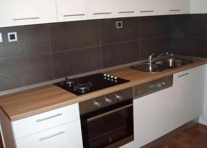 Seaside House - 870 Pasman