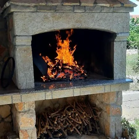 Seaside House - 870 別荘 Pašman